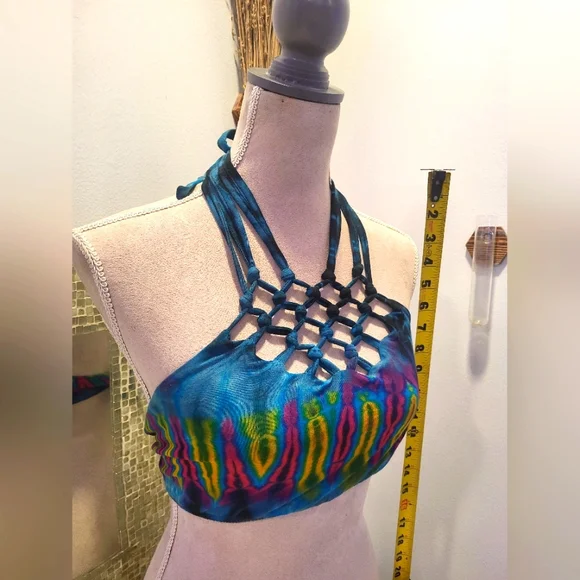 NWOT- Tye Dye Halter Top - Picture 3 of 10
